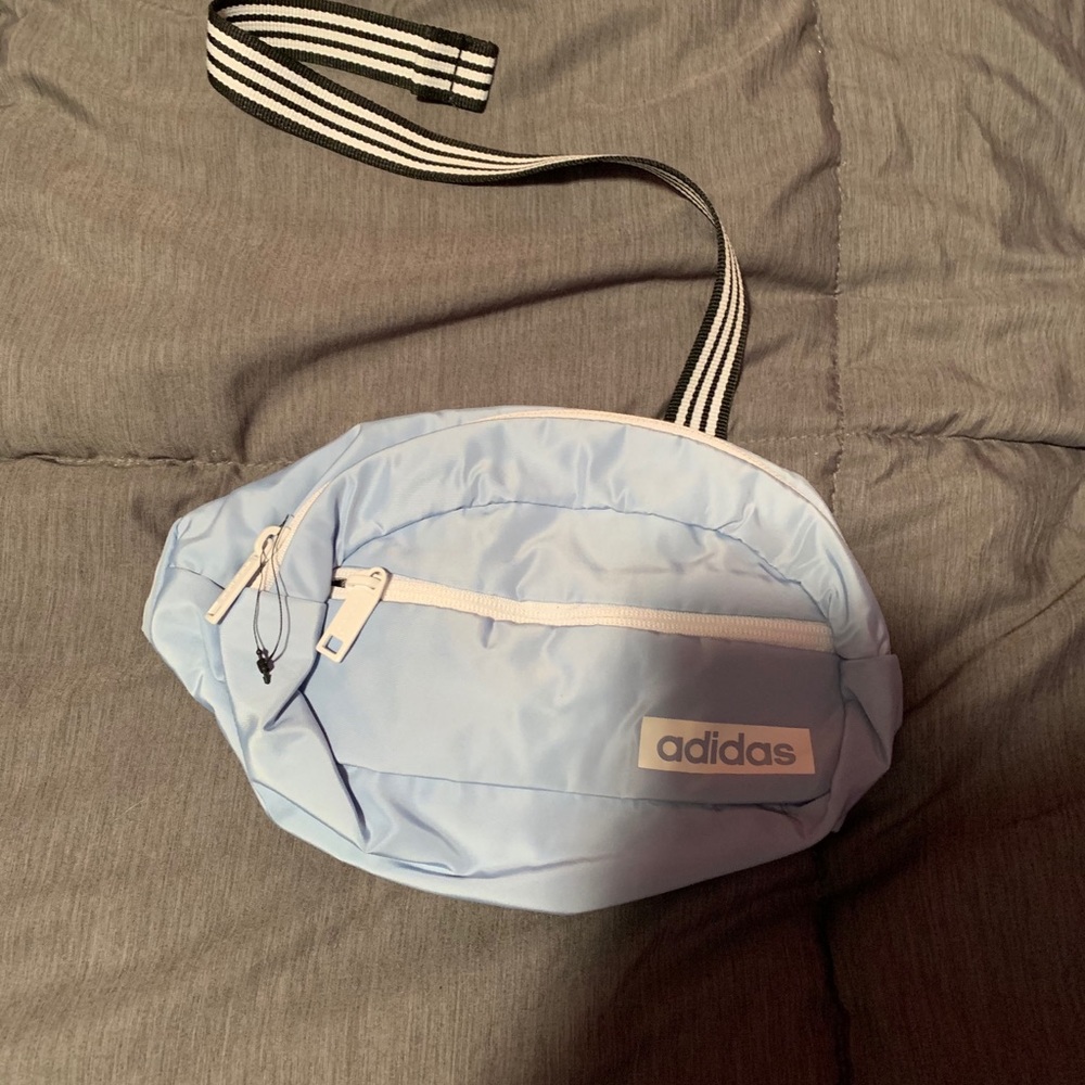 NWOT adidas fanny pack